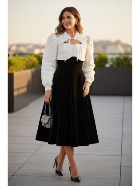 Simonett M Cottage Core Top Bolero Style puff shoulders Victorian inspired NEW